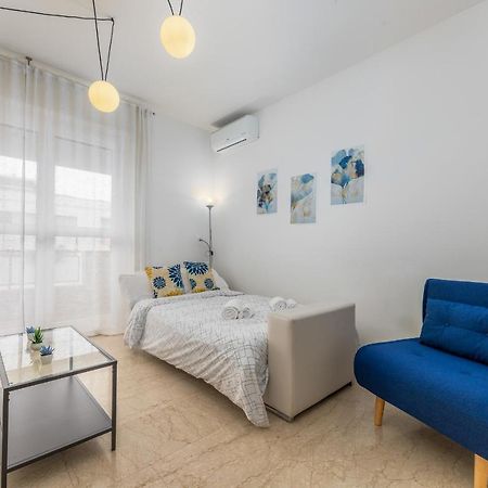 Niguarda-Zara Xxl Home,Two Balconies,Wifi,Family Milan Exterior photo